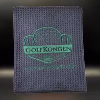GolfKonges håndkle med karabinkrok