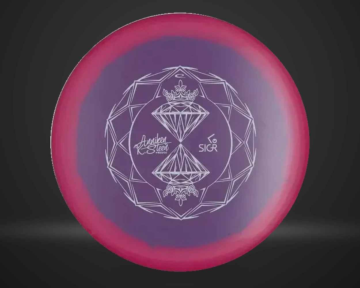 Latitude Grand Orbit i Rosa, vist forfra