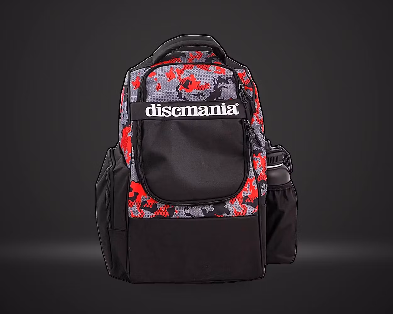 Discmania Fanatic Fly Backpack discgolfsekk i rød og grå, vist forfra på mørk produktbakgrunn