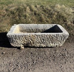 Stort kalkstenstråg 130x65cm