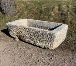 Stort kalkstenstråg 130x65cm