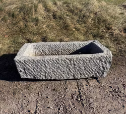 Stort kalkstenstråg 106x61cm