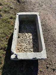 Stort kalkstenstråg 130x65cm
