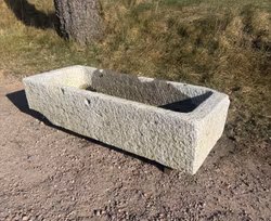 Stort kalkstenstråg 140x59cm