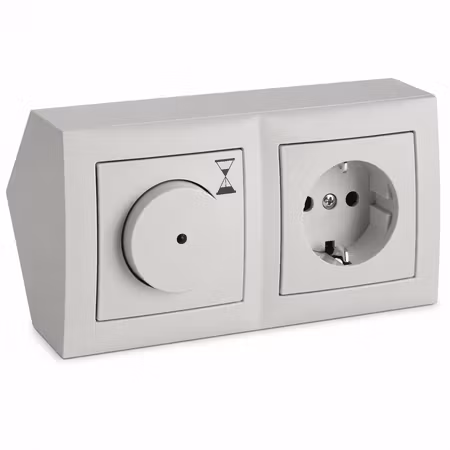 Hager Berker S.1 hörnbox med timer och 1-vägsuttag vit