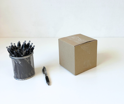 L120 x W120 x H120mm.