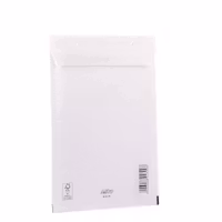 Bubble mailers size D 18x26cm