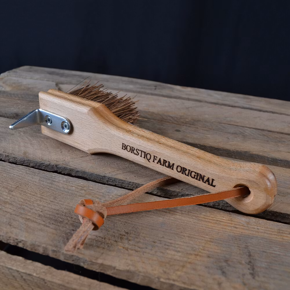 Borstiq Farm hovkrats med bassineborste