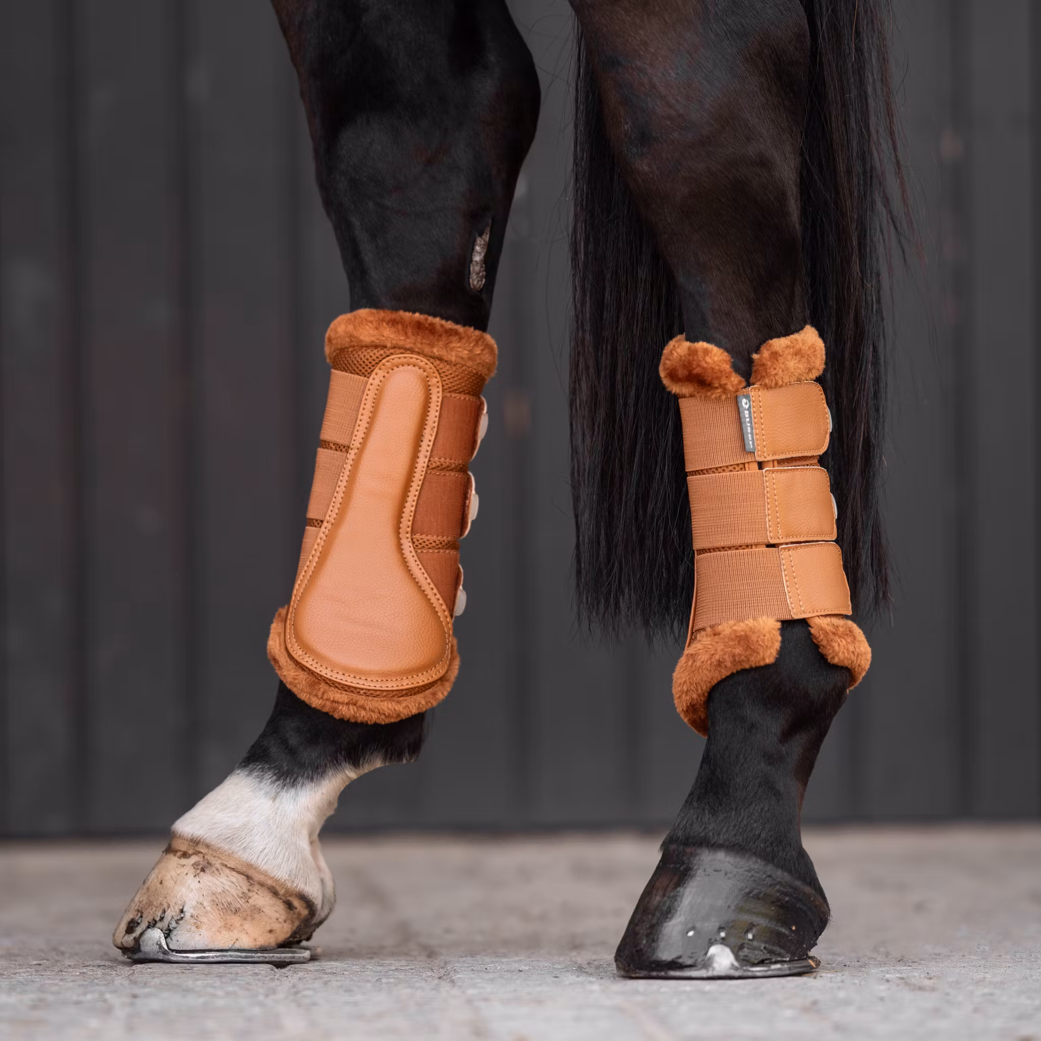 Busse Boots Breezy Plush