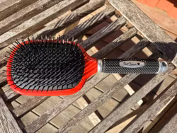Tail Tamer Mod Paddle Brush