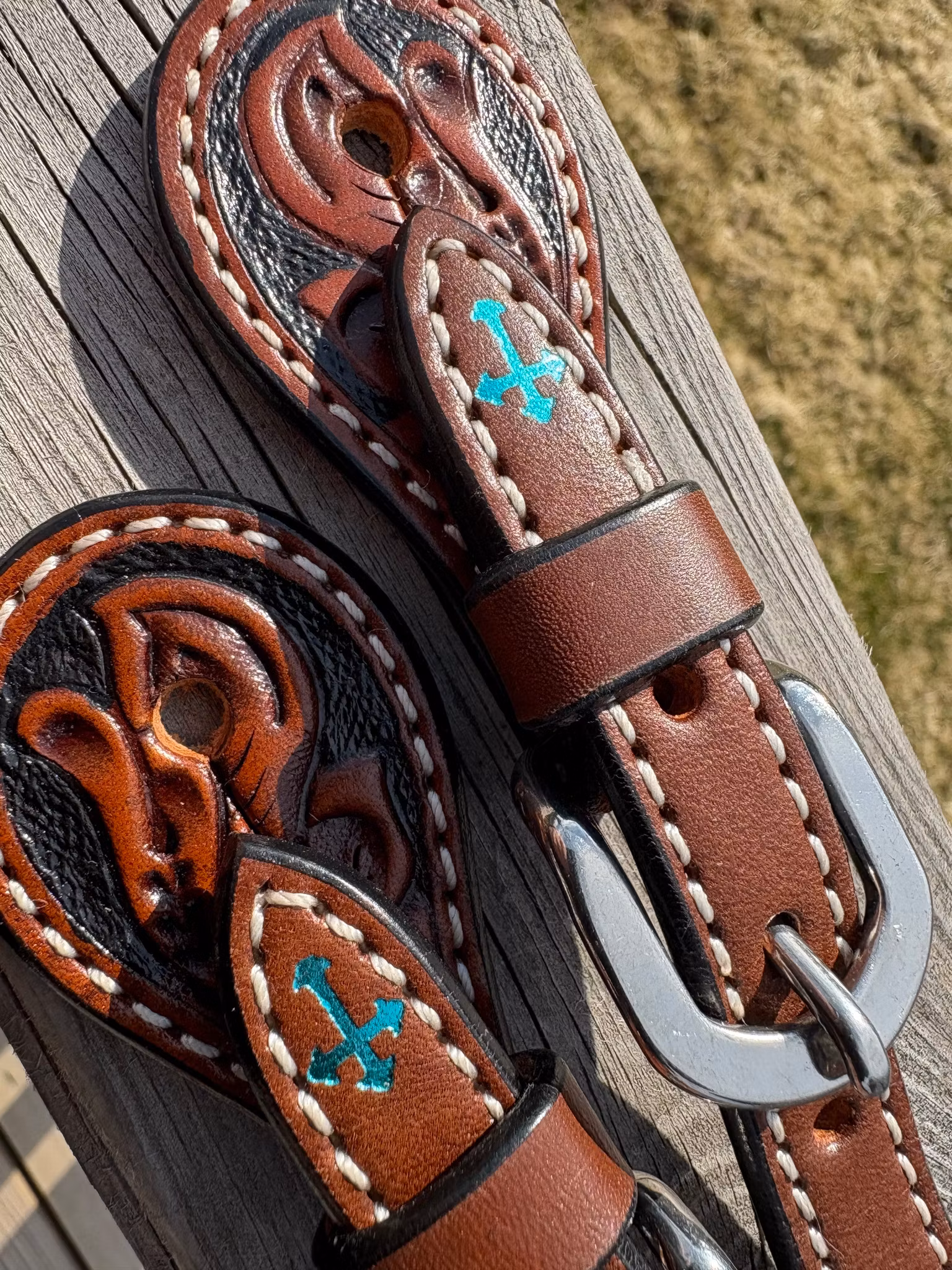 Weaver Ladies Spur Strap - Carved Chestnut