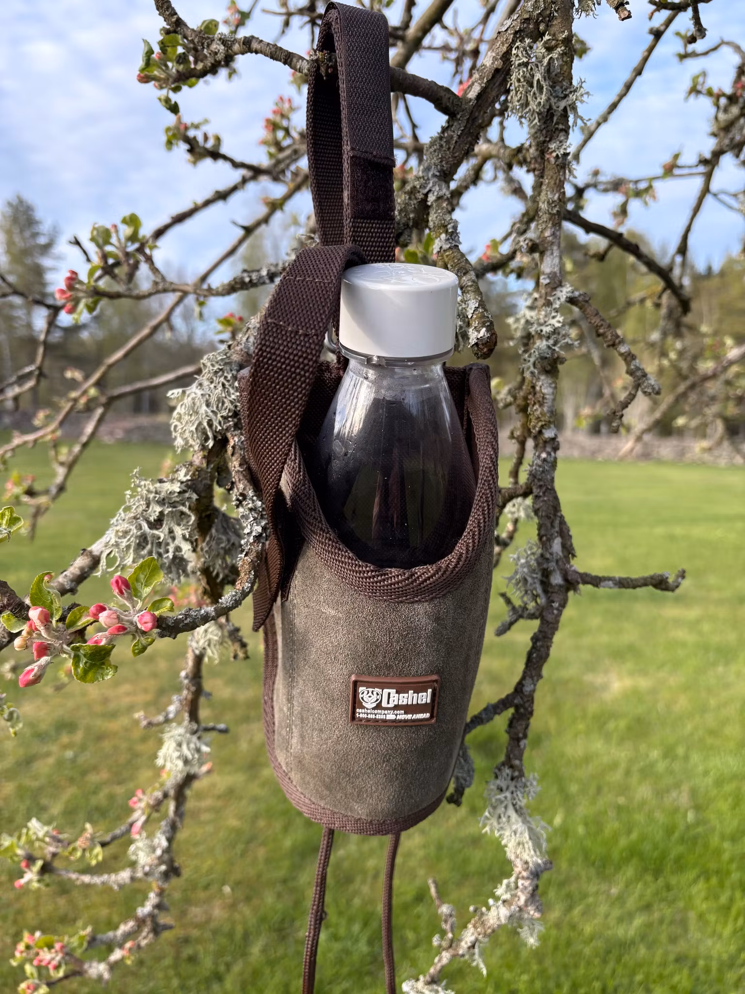 Cashel Bottle Holder Suede Olive