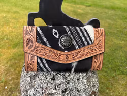 Wallet -04 100% Cow Leather/100% New Zealand Wool