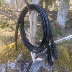Black harness Reins 5/8 tum x 7 feet
