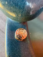 Chicago Screw short, embossed