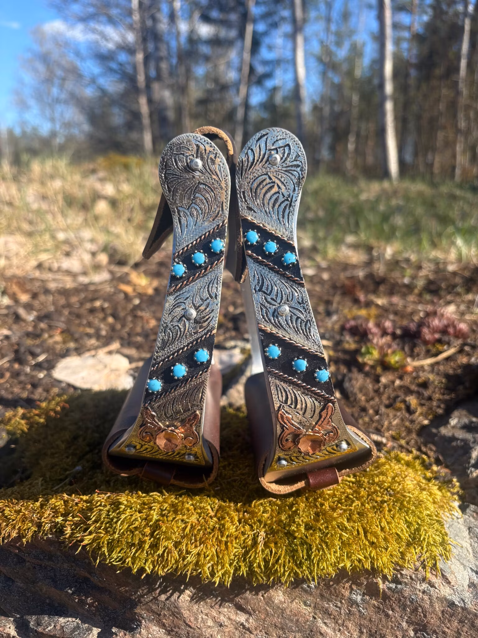 Aluminium Stirrup Engraved With Stones Leather Step