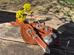 Spur Strap Tooled With Conchas Man Size