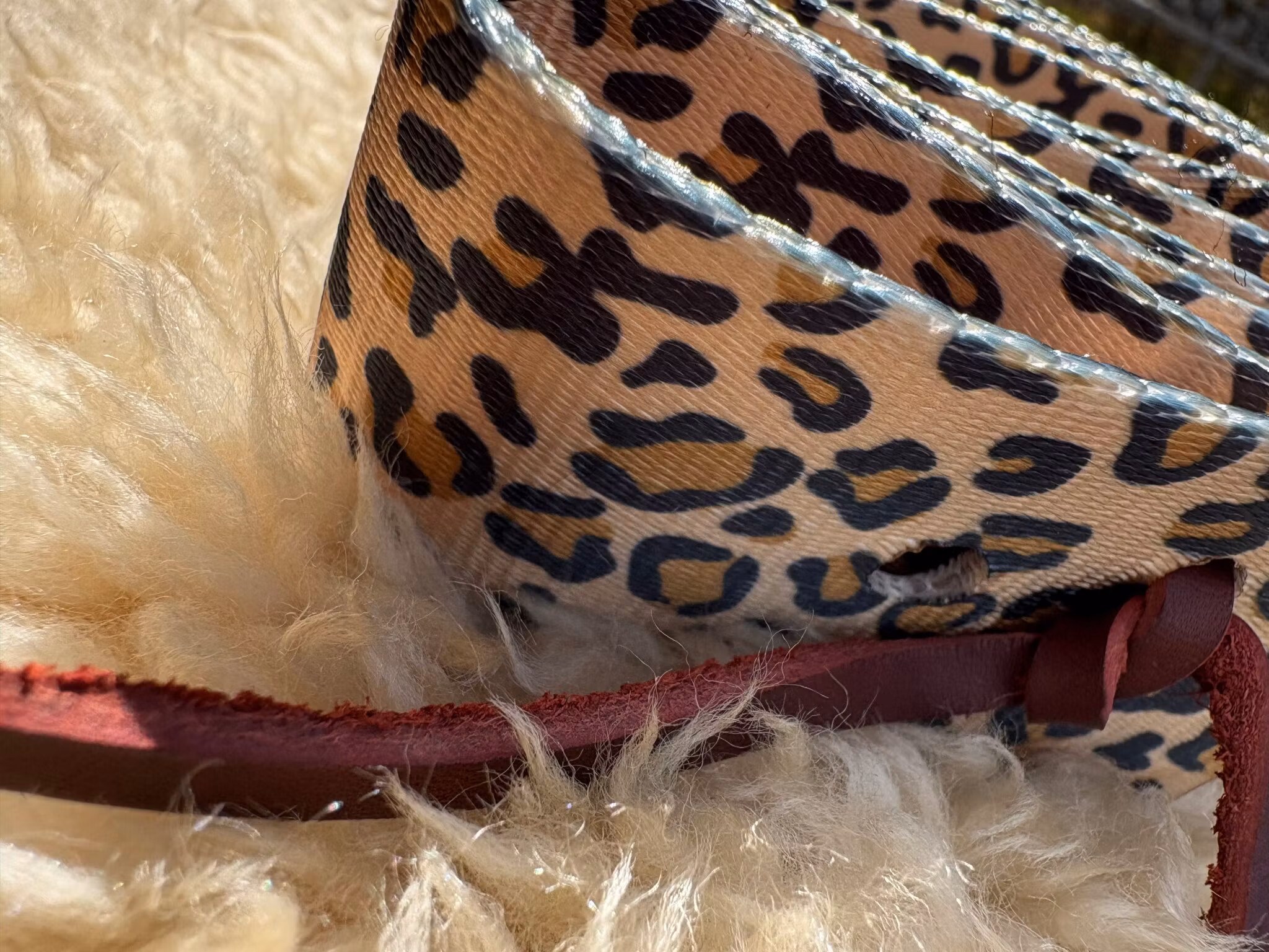 Weaver Patterned Tie Strap Leopard