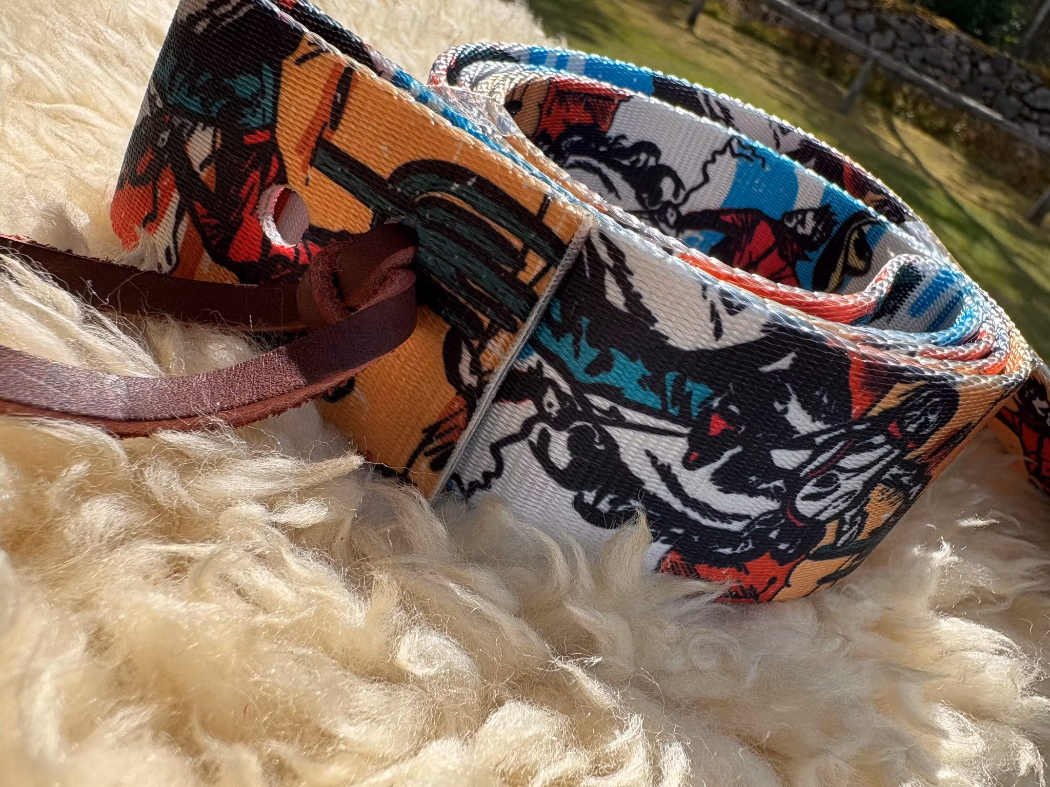 Weaver Patterned Tie Strap Bucking Bronc