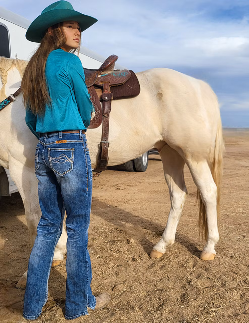 Cowgirl Tuff Co DFMI Faded Medium Wash