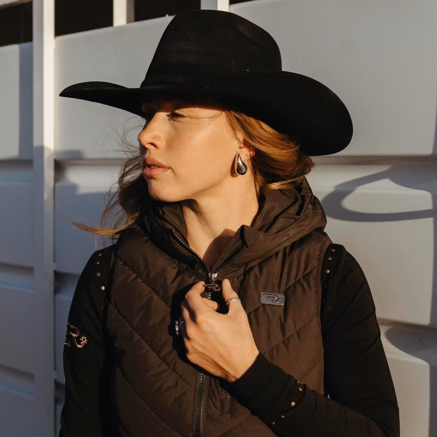 Ranch Girls Hooded Hybrid Vest Ava Mustang Brown