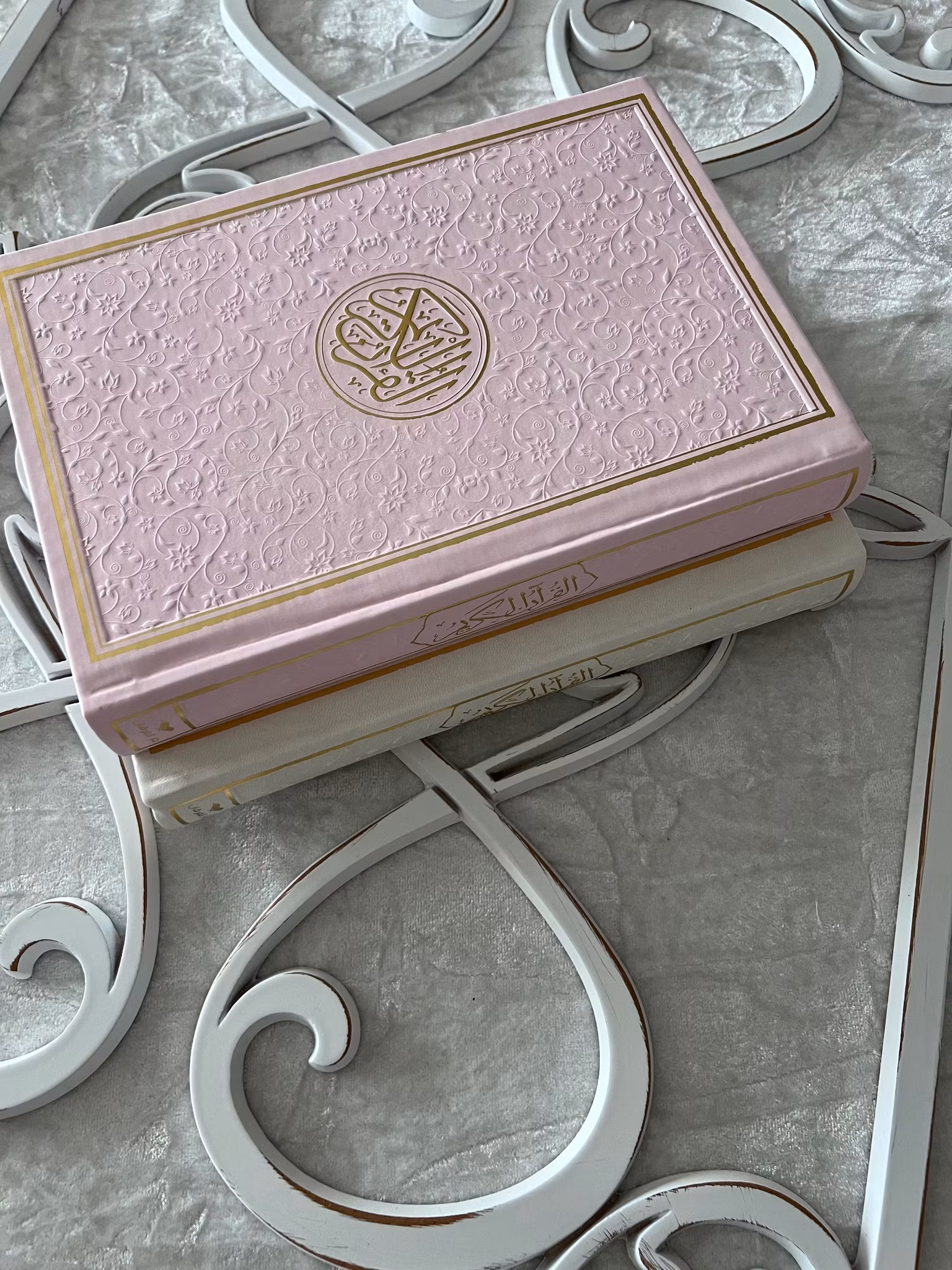 Holy Quran rosa