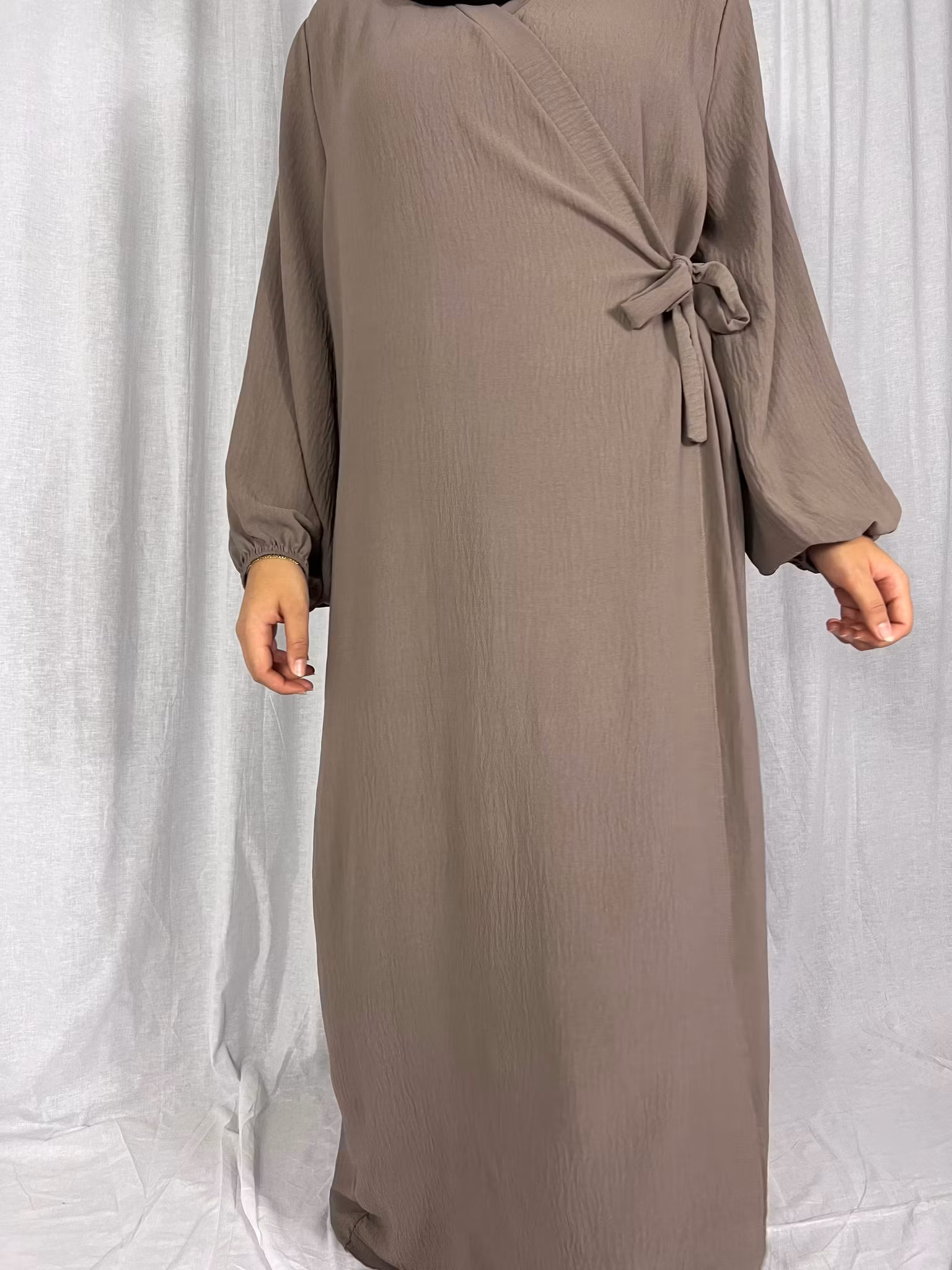 Side wrap abaya taupe