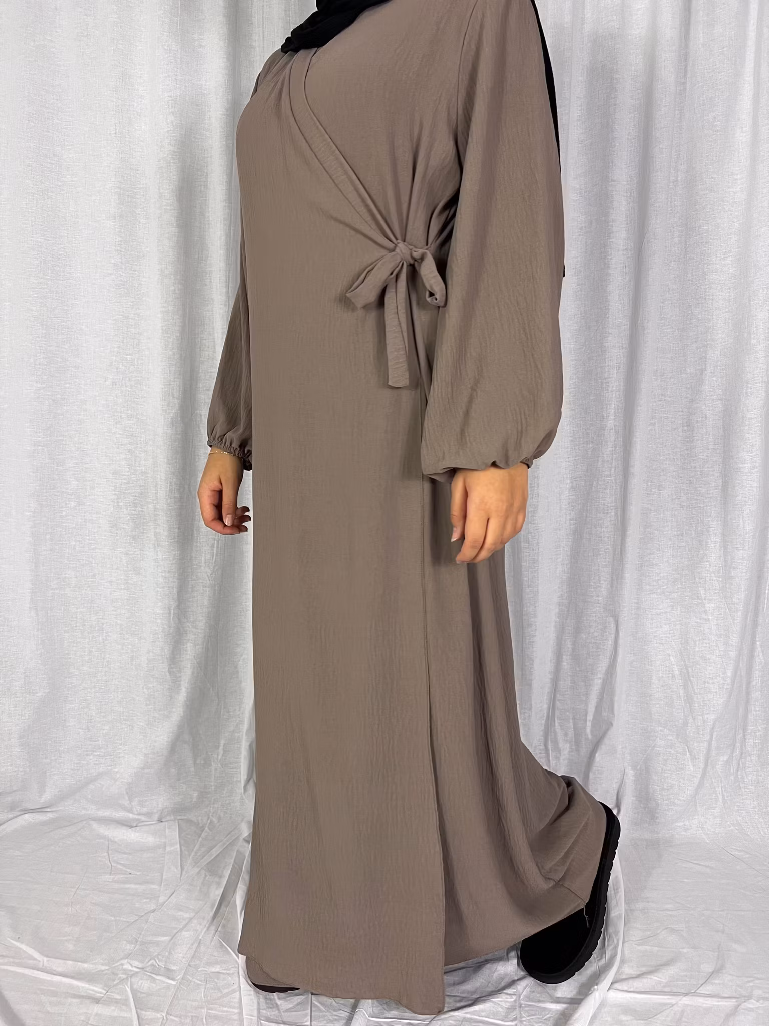 Side wrap abaya taupe