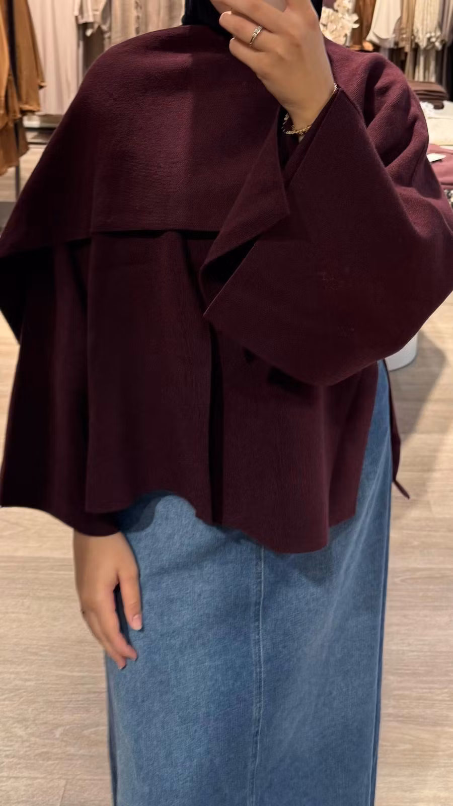 JAKKE MED SKJERF BURGUNDER