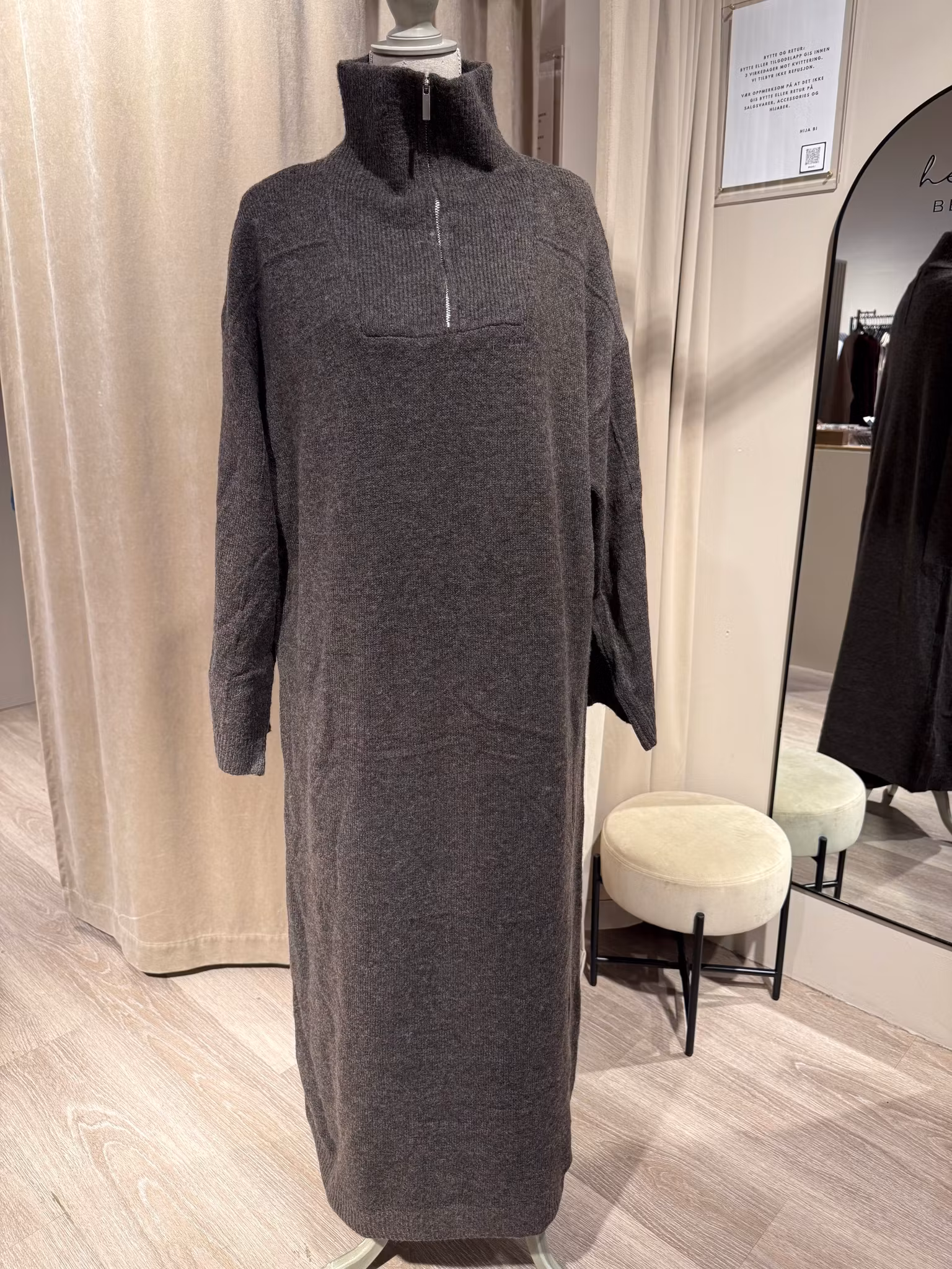 OVERSIZED KJOLEGENSER BRUN