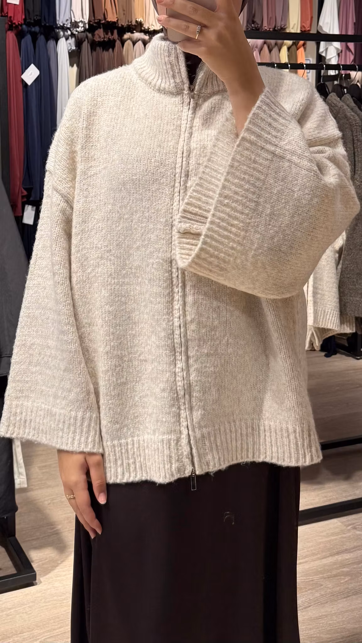 OVERSIZED CARDIGANMED HØY KRAGE - KREM