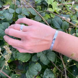 HAMRAT STELT ARMBAND, SMALT