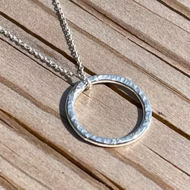 HALSBAND HAMRAD RING MINI