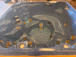 Arctic Spas Yukon 2011