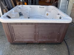 Arctic Spas Yukon 2011