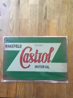 Wakefieldcastrol motor oil
