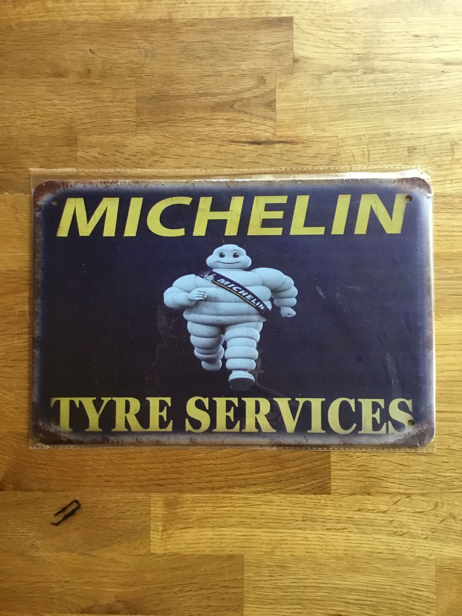 Michelin tyre service blå