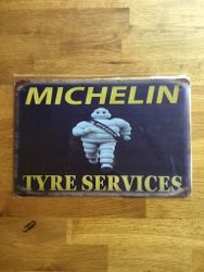 Michelin tyre service blå
