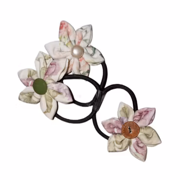 Blomsterengpakka hårstrikk