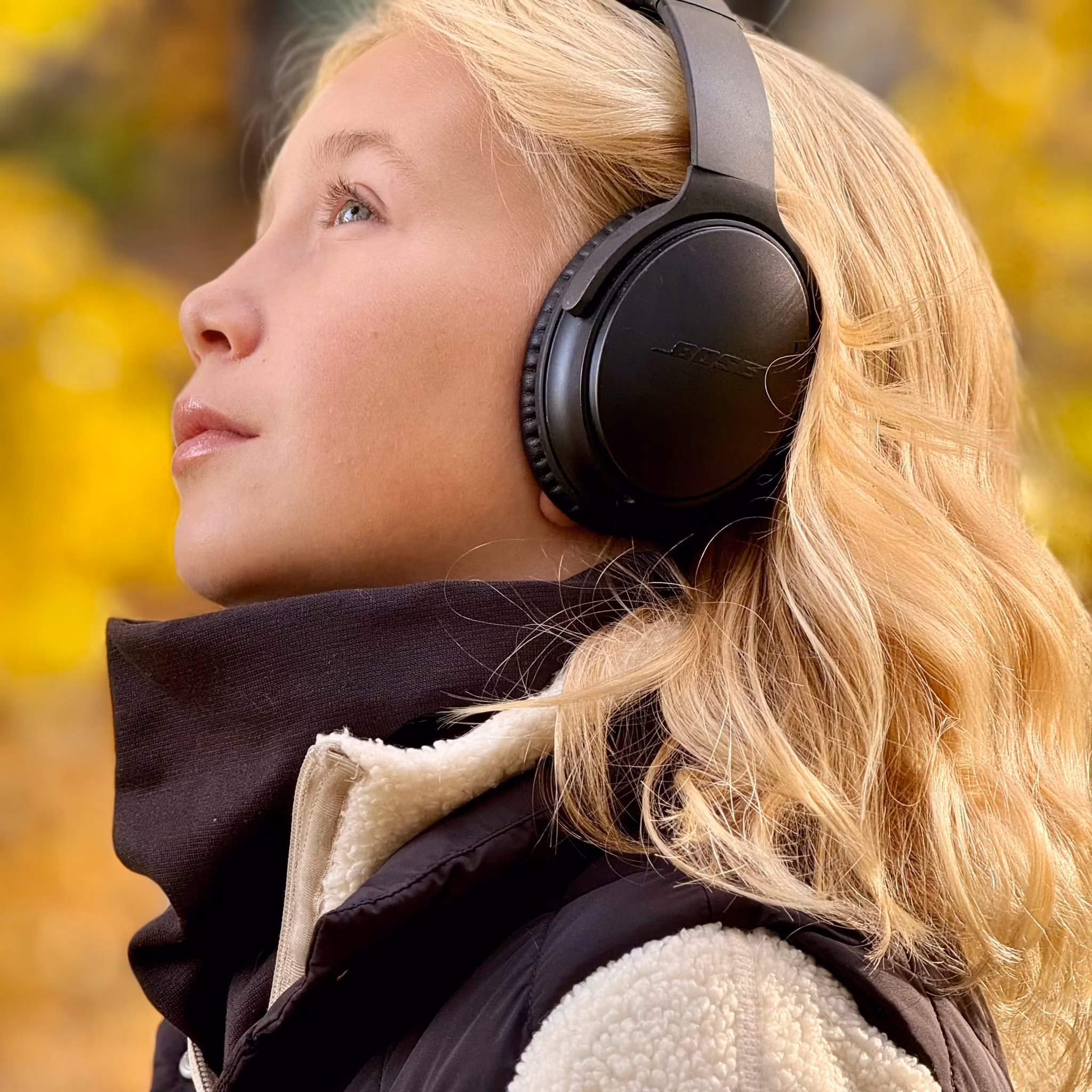 Ribbad tubhalsduk svart