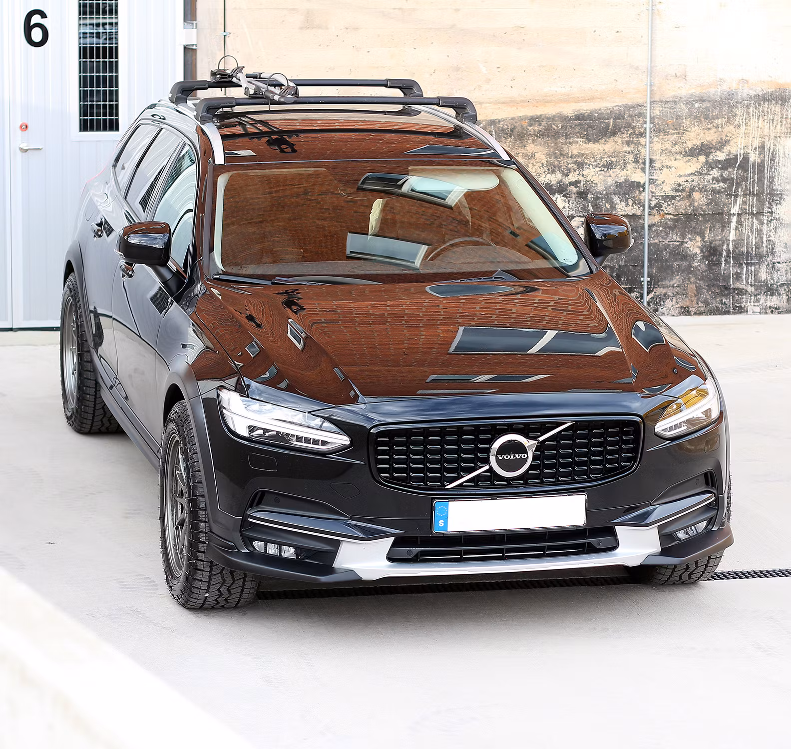 Genuine Volvo R-Design Grille – Fits S90/V90/V90CC (2017–2025 