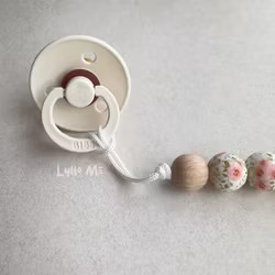 Napphållare med namn - LITTLE BIRD- Cream -light old green/ Cream