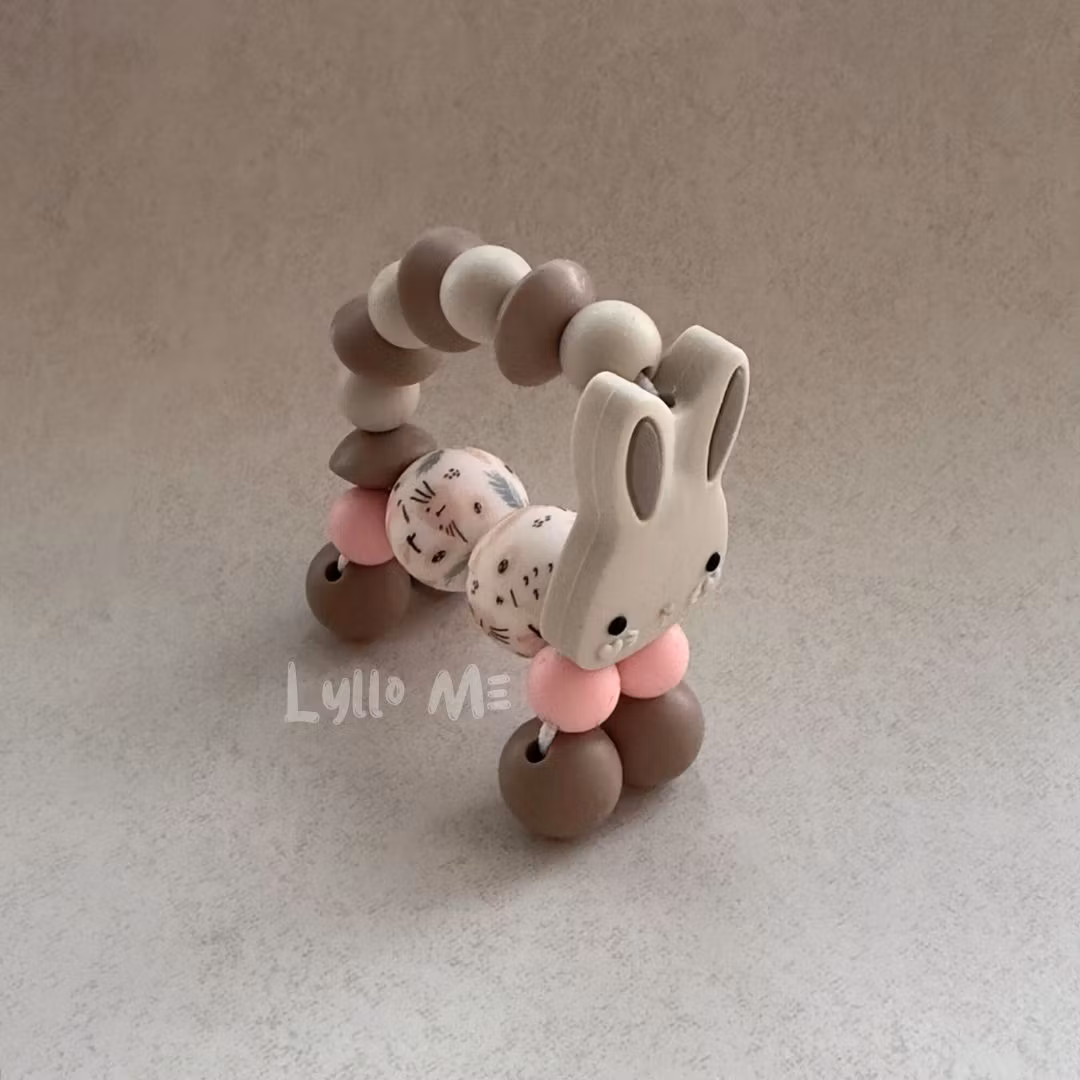 ARMBAND  Twist a Pet BUNNY - Wool