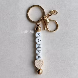 KEYRING MOM- Heart Ivory/ any name of your choice (max 5 letters)