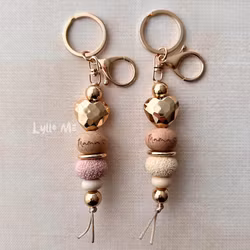 KEY RING FLORAL EMBOSSED gold heart Mama