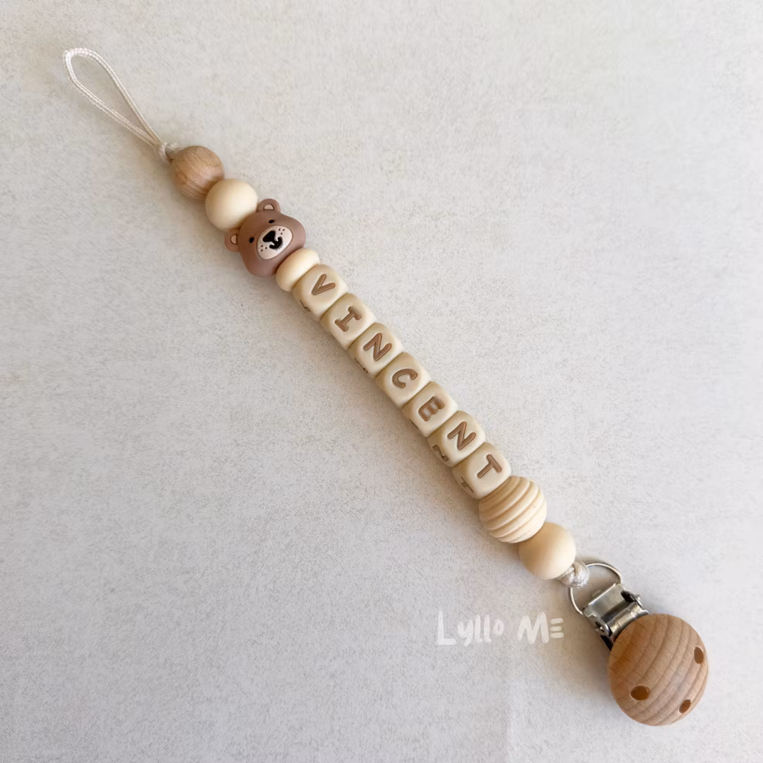 Pacifier holder with name - Little Bear - Créme / Wheat