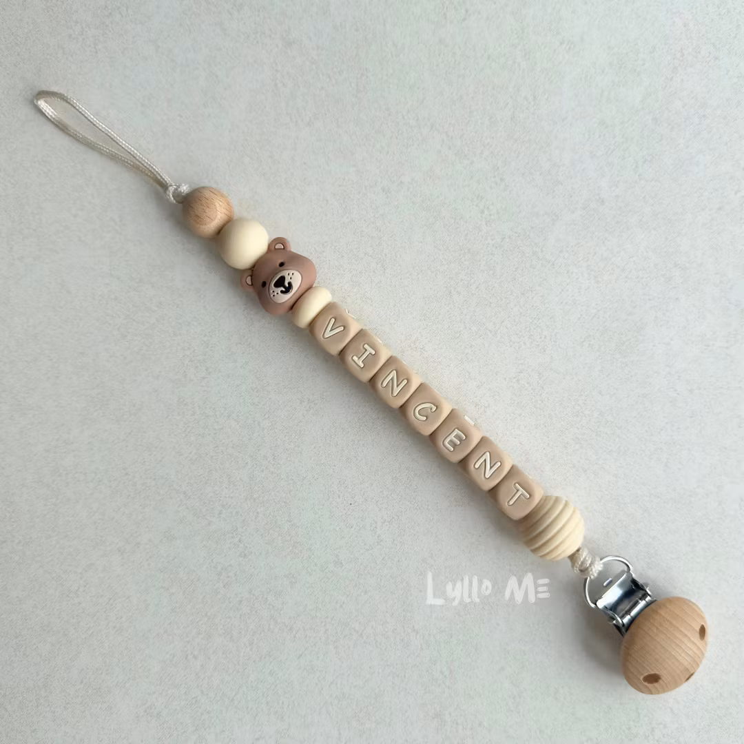 Pacifier holder with name - Lilla Björn - Créme / Oatmeal