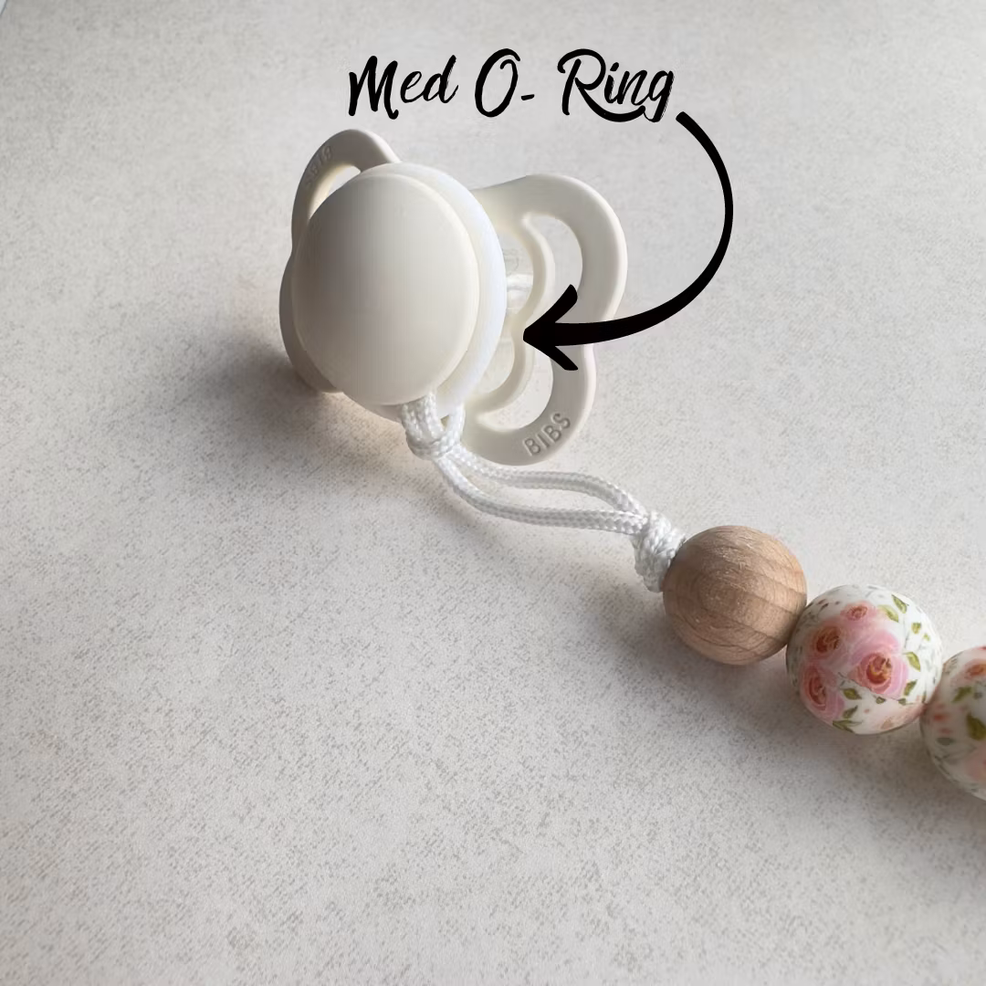 Pacifier holder with name - Little Bear - Créme / Wheat