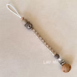 Pacifier holder with name Little Bear Taupe / Taupe 10mm (8-10 letters)