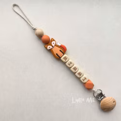 Pacifier holder with name FOX ROSTY BROWN /WHEAT